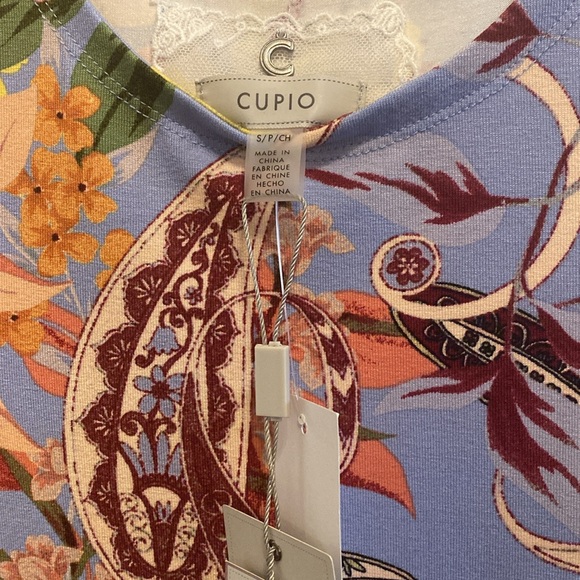 NWT Cupio floral print top - Picture 2 of 3